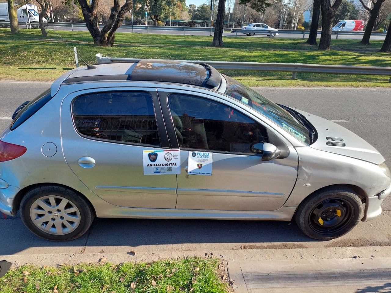 La-PolicC3ADa-de-la-Ciudad-detuvo-a-un-hombre-que-conducC3ADa-un-auto-investigado-por-la-Justicia-por-robo