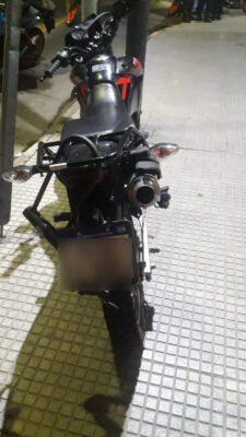 La-PolicC3ADa-de-la-Ciudad-detuvo-a-dos-motochorros-que-cometC3ADan-robos-en-Almagro