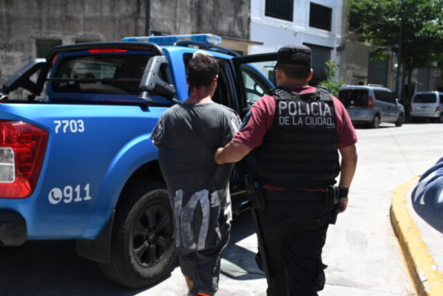 Con-el-aporte-de-las-camaras-de-seguridad-cayo-un-arrebatador-en-Chacarita-scaled-1