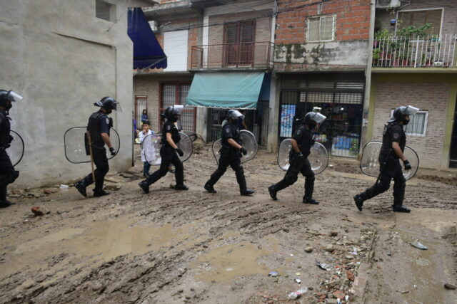 En-48-horas-detuvieron-y-condenaron-a-prision-a-banda-que-vendia-cocaina-marihuana-y-paco-en-Lugano-scaled-1