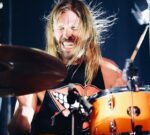 Hallan 10 sustancias tóxicas en cuerpo de Taylor Hawkins, baterista de Foo Fighters