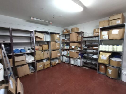 Clausuran-laboratorios-de-una-farmacia-de-Balvanera-por-productos-sin-recetas-ni-fechas-de-vencimiento