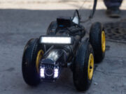 La ciudad tiene un robot que cuida y limpia los desagües