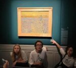 Ambientalistas atacan cuadro de Van Gogh en Roma con sopa de verduras