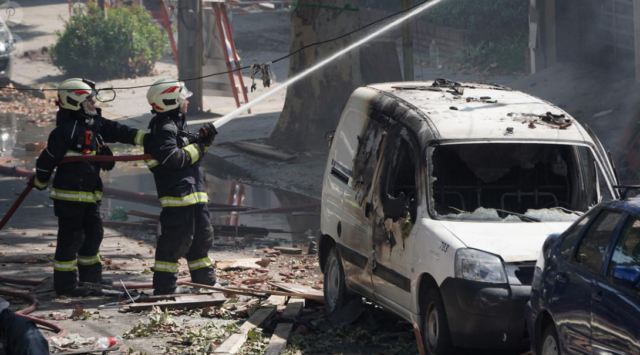 Explosion-y-derrumbe-en-Villa-Devoto-en-medio-de-una-fuga-de-gas