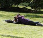 Las agencias matrimoniales resisten gracias a los “renegados” de Tinder