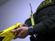 Pistolas Taser. La mitad estará en manos de agentes especiales y el resto se distribuirá en las 15 comunas