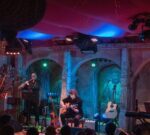 El ex Genesis Steve Hackett vuelve a unirse a los locales Genetics en el Luna Park