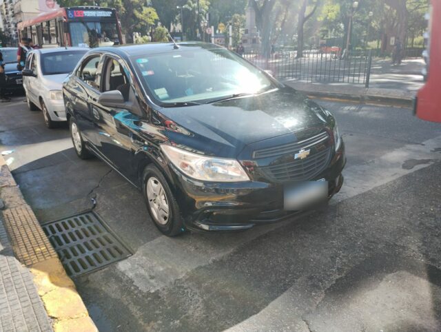Cae-pareja-de-estafadores-con-pedido-de-captura