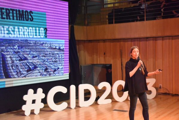 ArrancC3B3-el-1C2BA-Congreso-Internacional-de-IntegraciC3B3n-y-Desarrollo