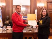 La Legislatura distinguió a un compositor, un actor y una murga como personalidades destacadas