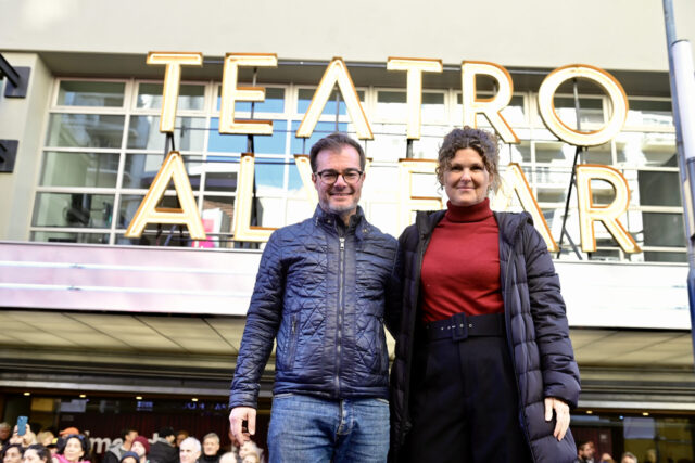 El-teatro-Alvear-tuvo-su-fiesta-de-reapertura-en-la-calle-Corrientes-scaled-1