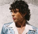 Leo Rizzi lanza nuevo y pegadizo adelanto, “Cielo violeta”