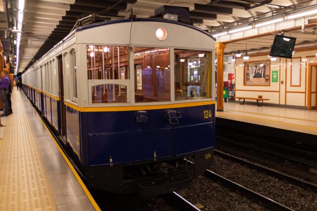 Subte-las-brujas-vuelven-a-circular-por-la-Linea-A-y-abre-el-Laboratorio-Patrimonial-Centenera-scaled-1