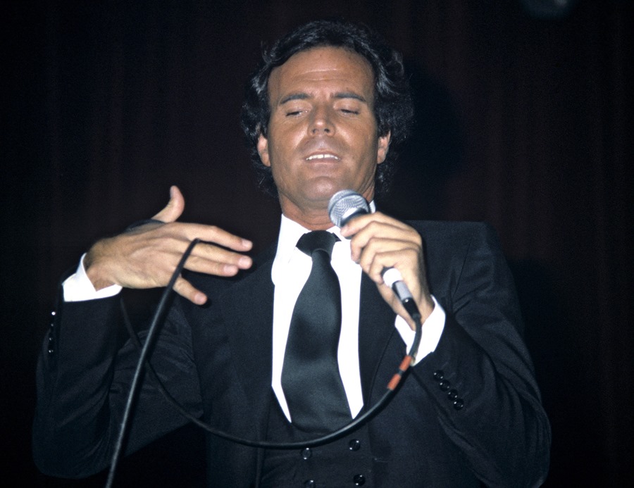 El cantante Julio Iglesias, durante un concierto