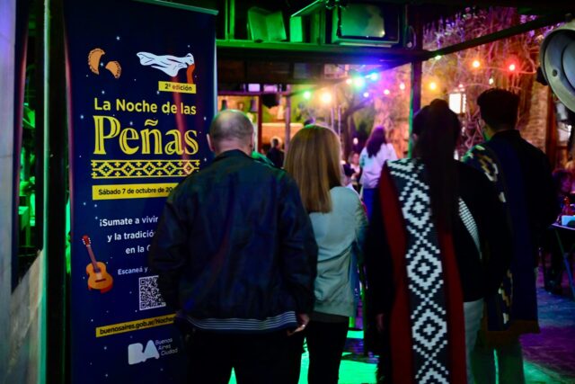 La-Noche-de-las-Penas-tuvo-una-convocatoria-de-mas-de-50.000-personas-scaled-1