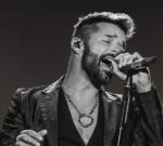Ricky Martin con nueva versión de “Fuego de noche, nieve de día” con el mexicano Nodal