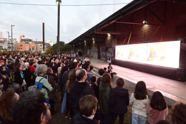 En-el-Mes-de-la-Cultura-Independiente-una-gran-variedad-de-propuestas-artisticas-haran-vibrar-al-Abasto-scaled-1