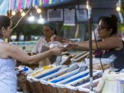 Nueva edición Navideña de BA Market en la Plaza Aristóbulo del Valle en Villa del Parque