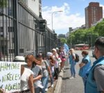 El Movimiento Barrios de Pie se moviliza al Hotel Libertador