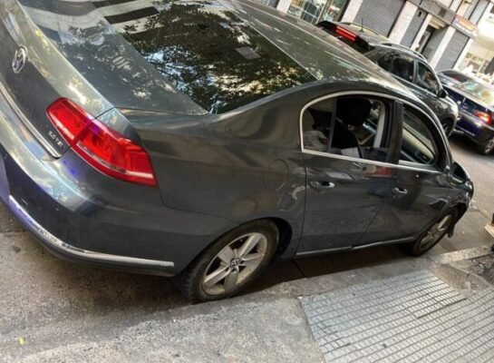 Detienen-un-auto-en-un-control-y-encuentran-un-kilo-de-cocaina-y-celulares-robados-scaled-1