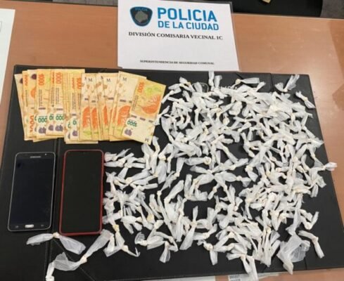 Cayo-un-dealer-de-cocaina-en-un-sotano-de-Constitucion-scaled-1