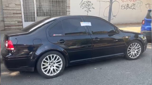 Desbaratan-una-red-de-estafadores-gitanos-que-compraban-autos-con-creditos-de-terceros