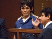 ‘The Night Stalker’: La historia de Richard Ramírez, el asesino serial que aterrorizó a Los Ángeles