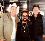 Tony Brown recibe el primer premio a los logros de una vida