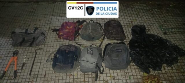 Caen-dos-ladrones-que-quisieron-robar-en-una-escuela-de-Villa-Urquiza-scaled-1