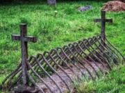 Los Mortsafe son un invento del siglo XVIII diseñado para proteger las tumbas de los ladrones de cadáveres