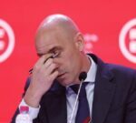 La Audiencia Nacional envía a juicio a Rubiales por el beso no consentido a Jenni Hermoso