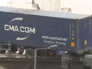 Camión quedó atrapado bajo el Puente Ferroviario de Palermo