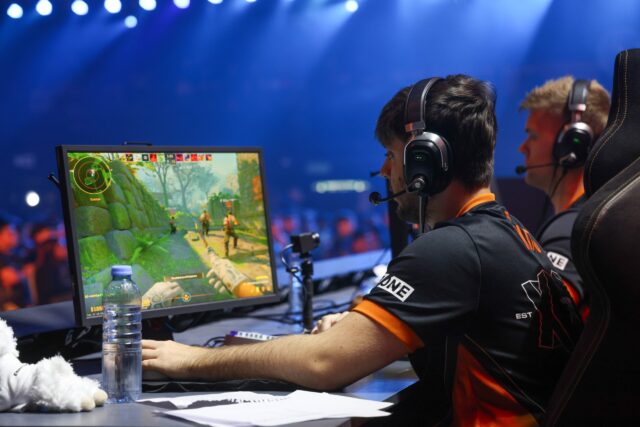 Un-equipo-argentino-gano-la-final-de-uno-de-los-principales-torneos-mundiales-de-gaming-que-se-jugo-en-la-Ciudad-scaled-1