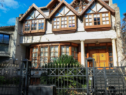 El Gobierno Anuncia la Venta de las Casas de la Corrupción de Villa Devoto