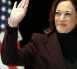 Kamala Harris logra el apoyo de más de medio millar de delegados en menos de 24 horas