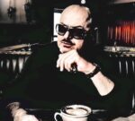 El enigmático irlandés PERRY BLAKE presenta su apasionante álbum ‘Death of a Society Girl’