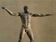 ¿Por qué las estatuas griegas tienen el pene pequeño?