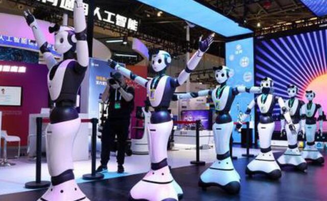 robots-en-waic-china