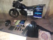 Robaron un celular en un bar y fueron detenidos por su geolocalización