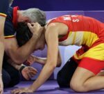 París 2024: Carolina Marín se lesionó y se retiró en semifinales