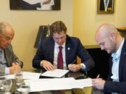 La Ciudad y el sindicato de comercio firman un importante acuerdo