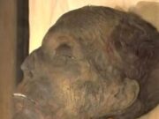 Los restos momificados del rey Amenhotep II