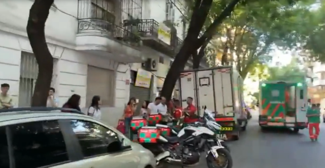 Evacuacion-masiva-por-incendio-en-Palermo-el-SAME-asegura-que-la-situacion-esta-controlada