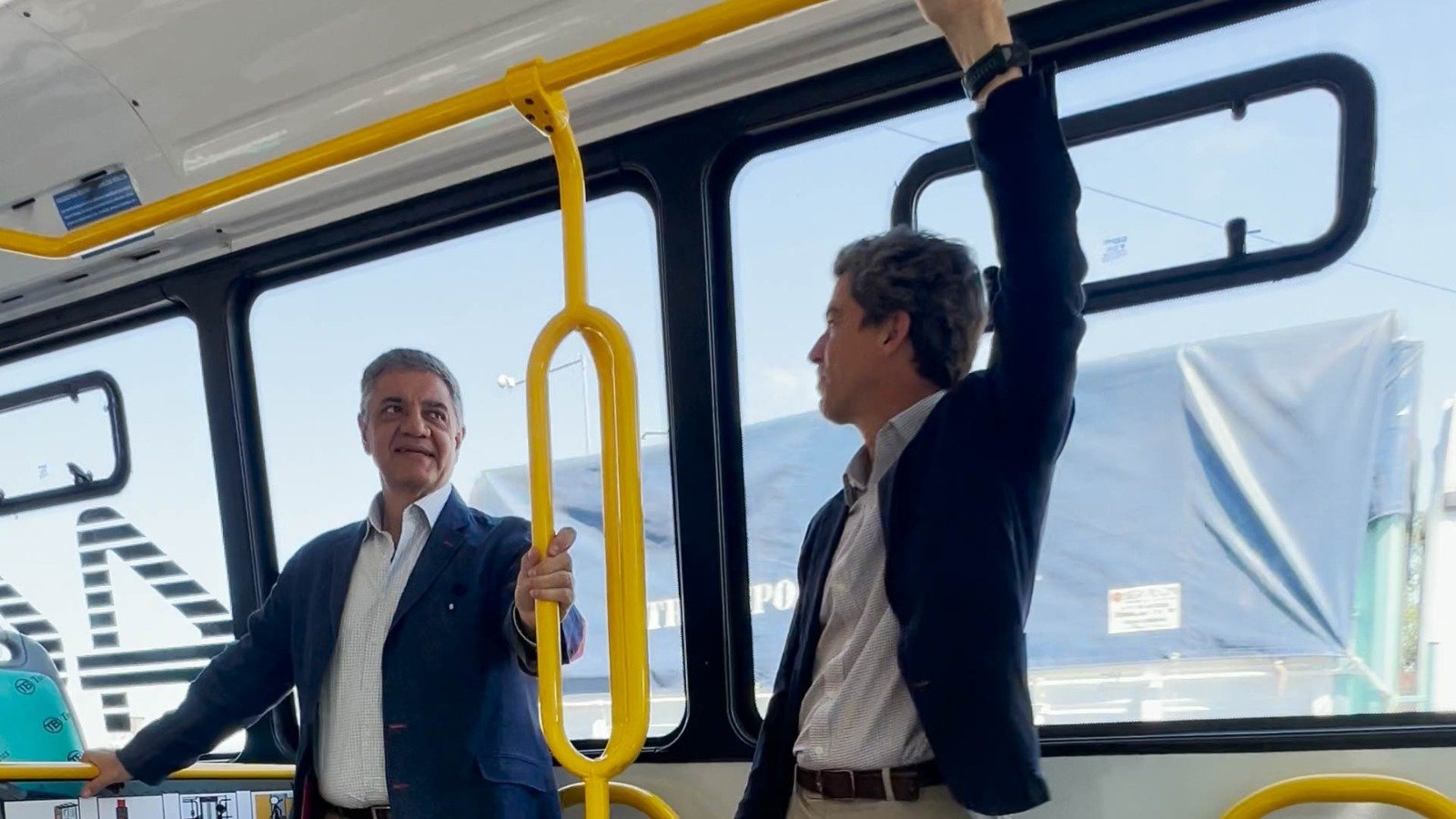 Colectivos de la Ciudad incorporan pagos con tarjeta y NFC - Comunidad ...