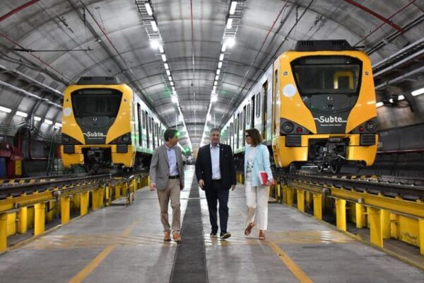 La-Ciudad-sigue-mejorando-la-movilidad-con-la-compra-de-214-nuevos-coches-para-el-subte-scaled-1