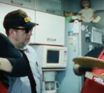 Richter presenta su nuevo corte titulado «Debe ser Halloween»