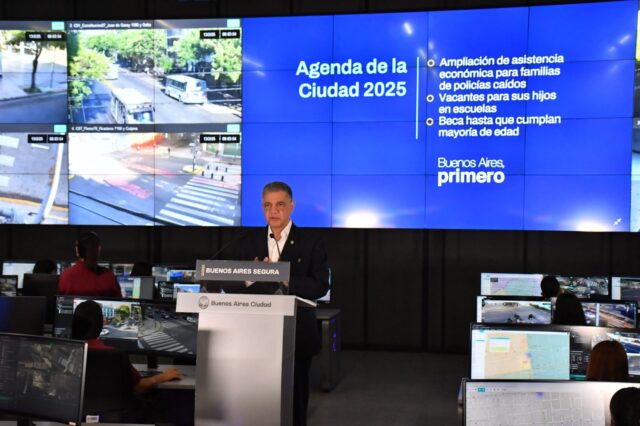 Jorge-Macri-anuncio-la-asistencia-economica-para-familias-de-policias-que-murieron-en-servicio-scaled-1