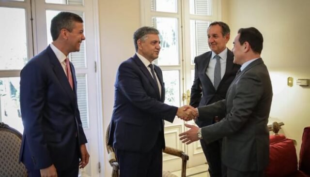 Jorge-Macri-se-reunio-con-el-presidente-de-Paraguay-Santiago-Pena-scaled-1