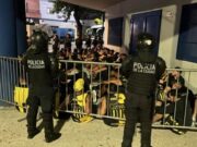 Secuestran 150 bombas de humo antes del Vélez–Peñarol